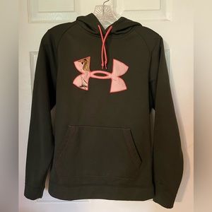 Under Armour Women’s sweatshirt